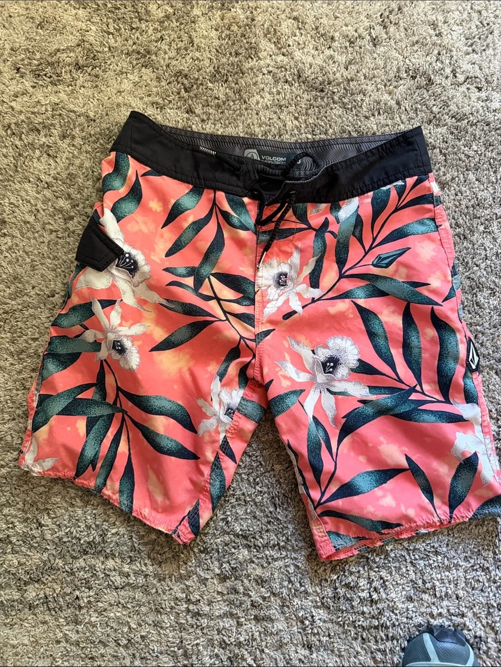 Volcom Men’s Coral Floral Board Shorts with Black Waistband